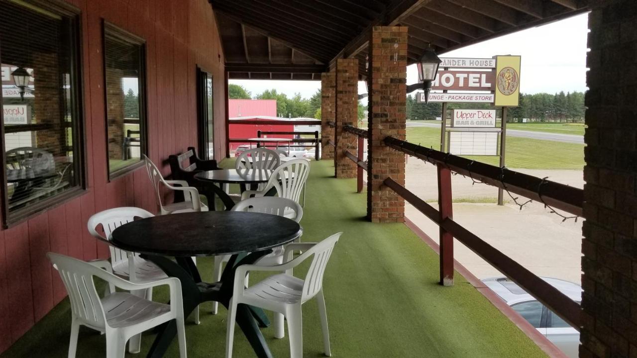 Alexander House Motel Park River Εξωτερικό φωτογραφία